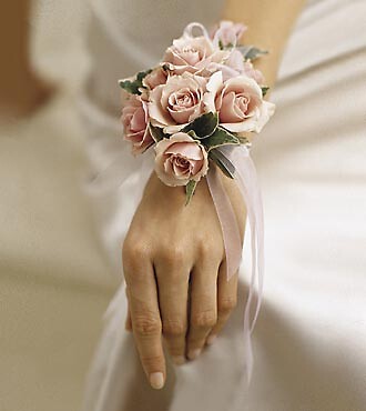 Corsages &amp; Boutonniere Samples