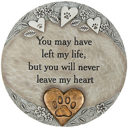 &quot;Pet Heart&quot; Serene Garden Stone