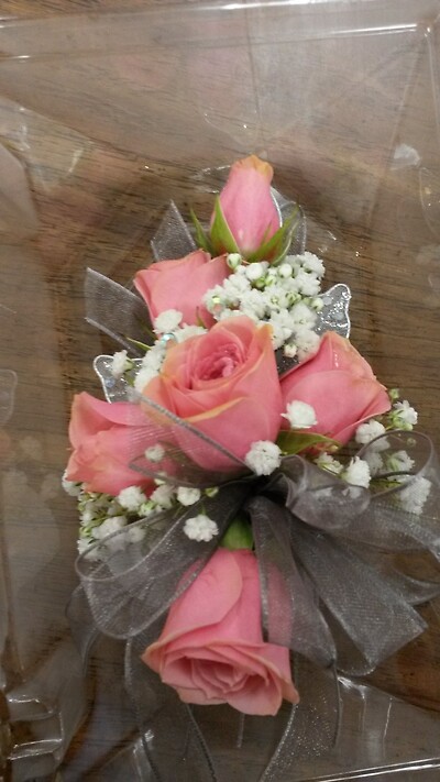 Salmon Sweetheart Wrist Corsage